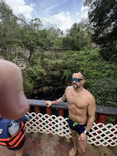 Escorts New York City, New York Come Curious, Leave a puddle!