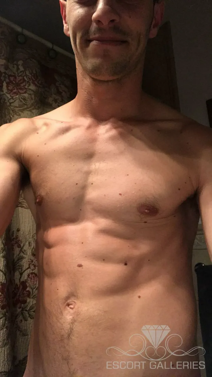 Escorts Toronto, Ontario Pnes