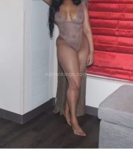 Escorts Cincinnati, Ohio Curvy,Tall, Tanned Tantra! Come by and relax 💋💞