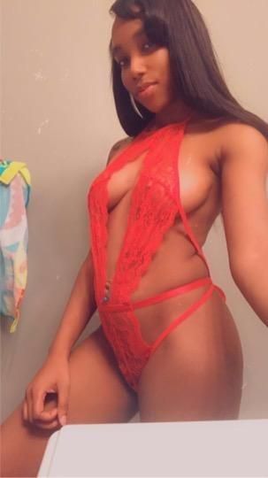 Escorts El Paso, Texas Thick Tight Pussy 👅💦 INCALLS / OUTCALL /CAR FUN😘LOVE🤞🏽