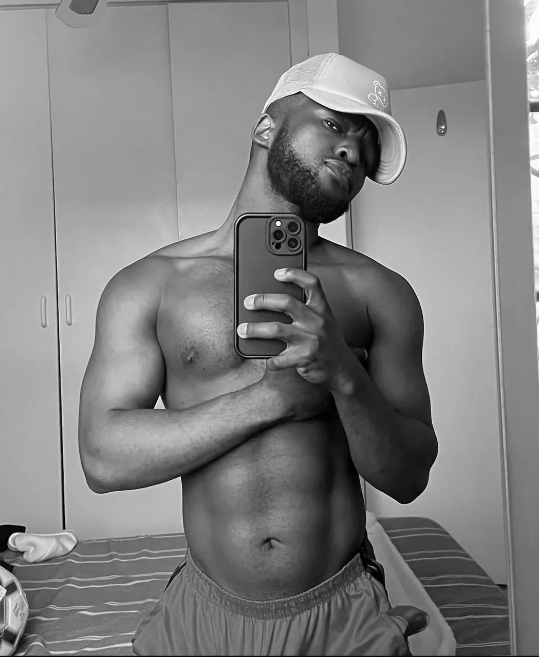 Escorts Riyadh, Saudi Arabia African boy