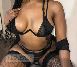 Escorts Thunder Bay, Ontario SweetChocolateBombshellHereToPleaseYou