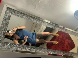 Escorts Queens, New York Available top flushe