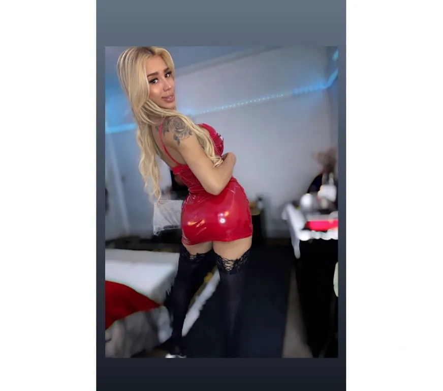 Escorts West Bromwich, England Laylinha LeBlanc sexy hot 🔥🥵👹🍓😍