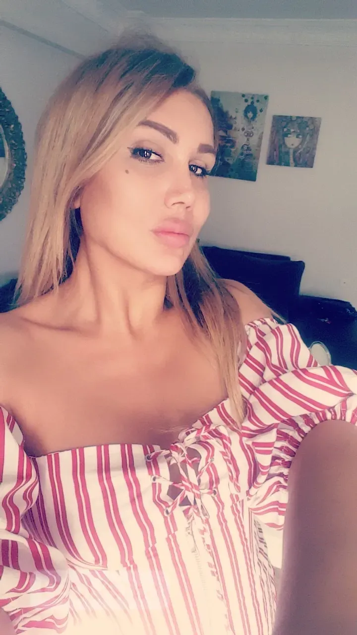 Escorts Mississauga, Ontario Hung