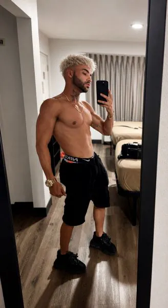 Escorts Naples, Florida CHRIST_KENmsage
