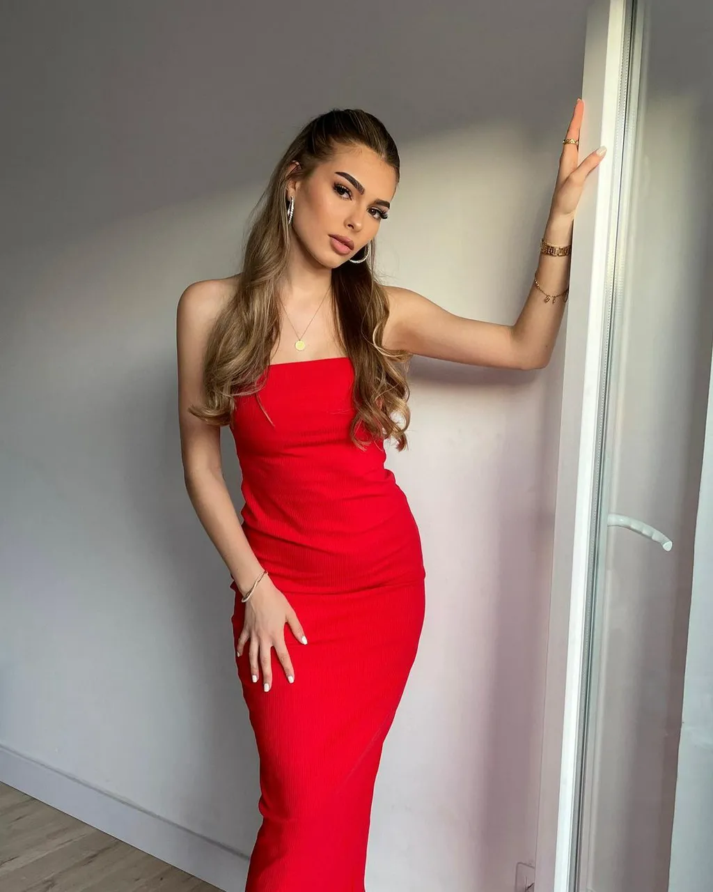 Escorts Budapest, Hungary Opheliao