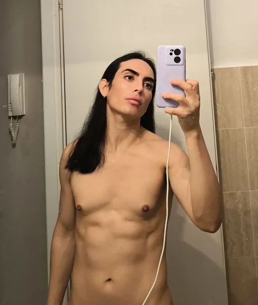 Escorts Cannes, France AMAZONAFEMBOY
