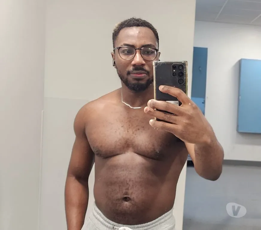 Escorts Brighton, England Black Muscular Man