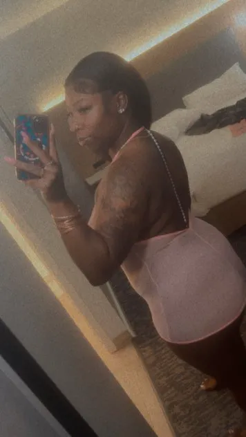 Escorts Queens, New York Nadia