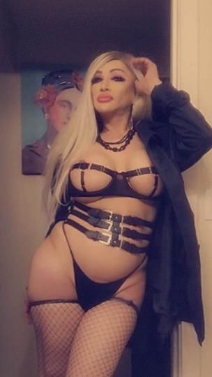Escorts Seattle, Washington 🔥🔥CALLS PREFER 🔥🔥SUMMER ITS AROUND THE CORNER BUT IM HOT AND READY NOW ❤️❤️❤️💖💖 come get me F me liick Me and to it alll PAPI💖