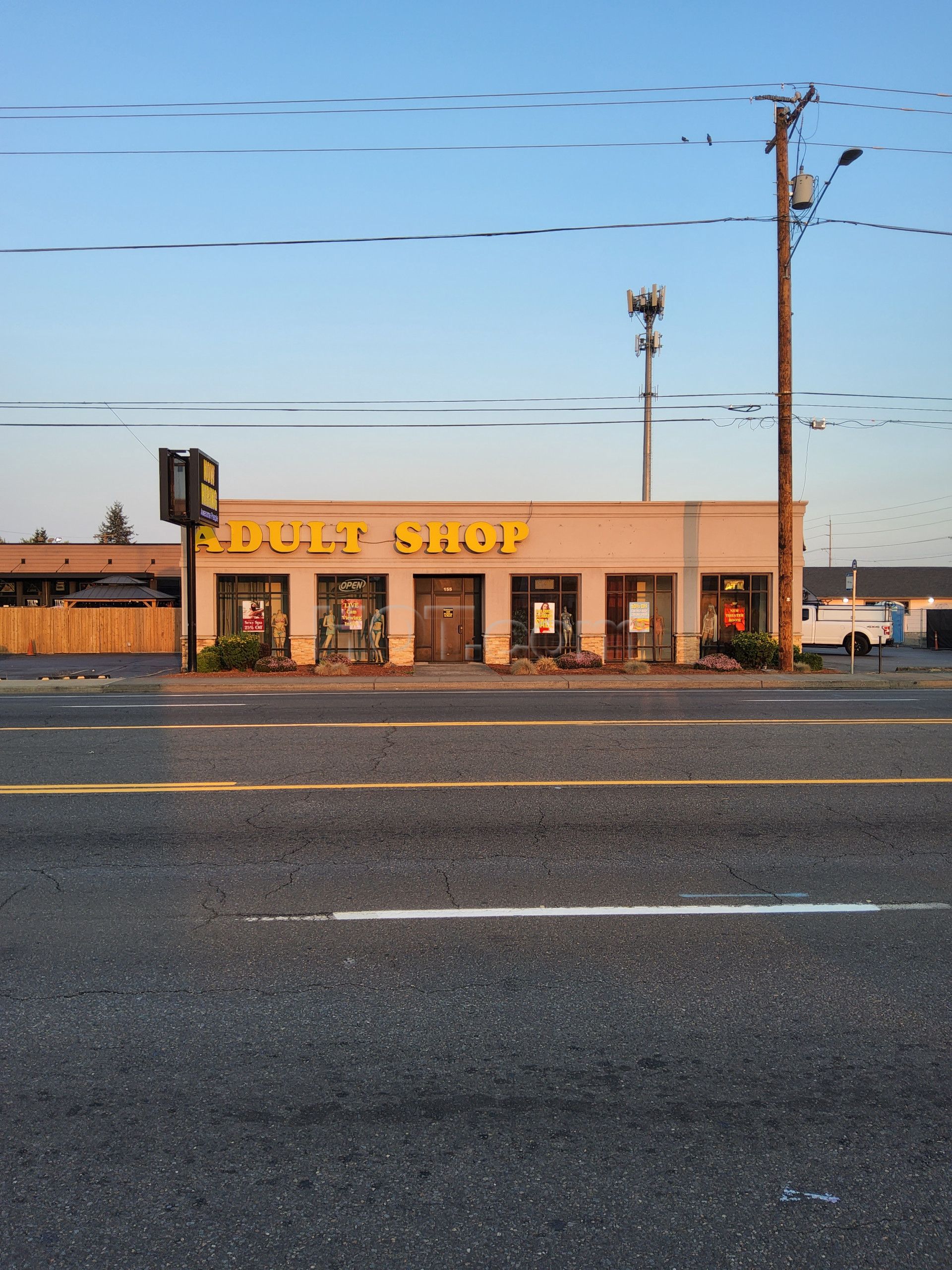 Salem, Oregon Adult Shop