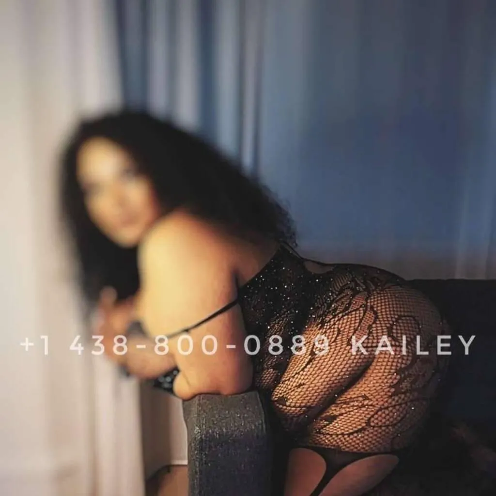 Escorts Calgary, Alberta Kailey | Christmas specials;)