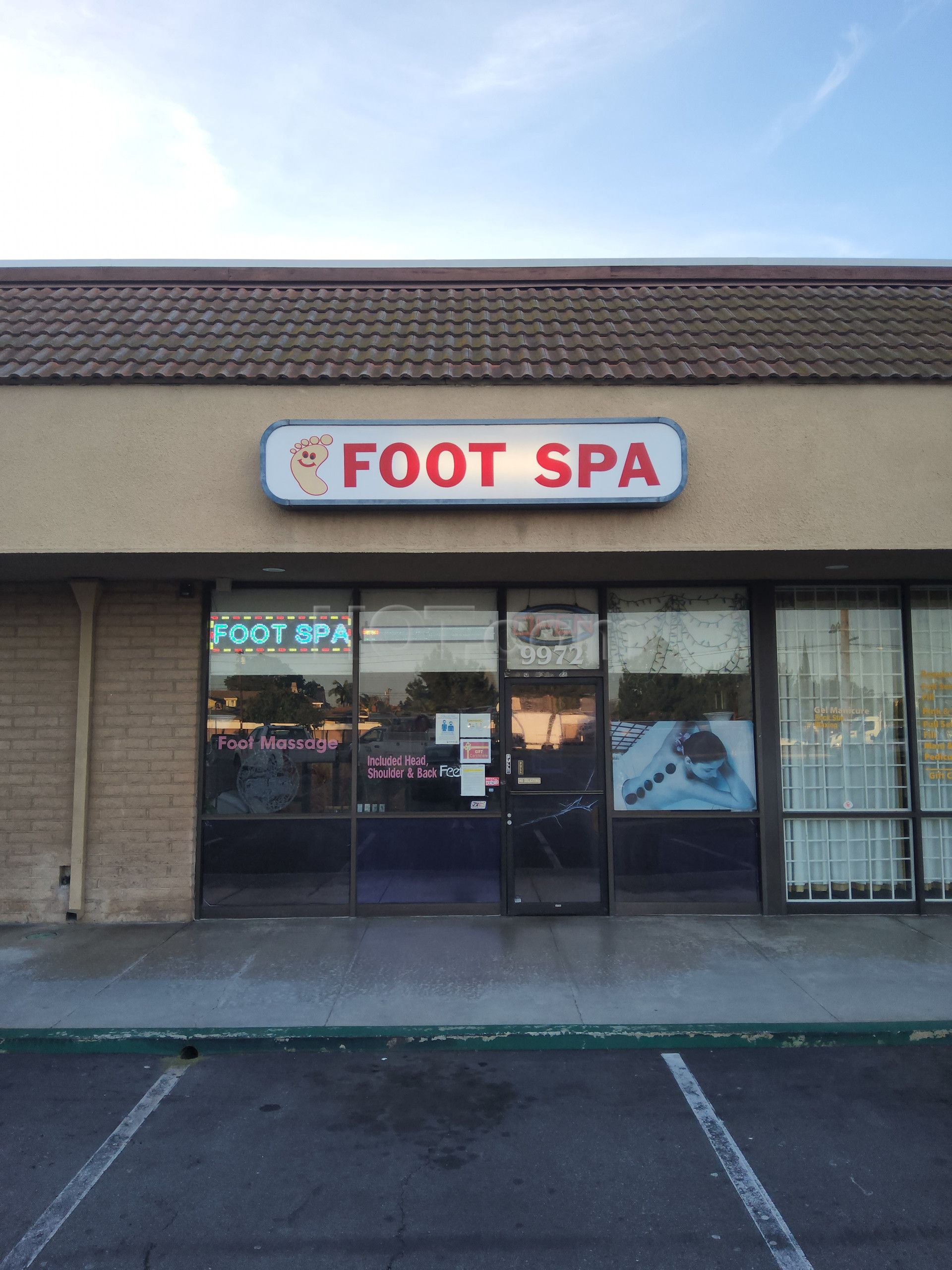 Downey, California Happy Foot Spa