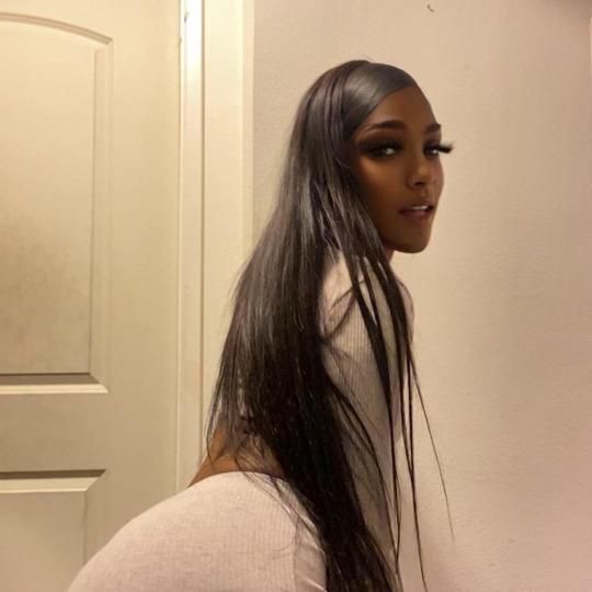 Escorts Los Angeles, California Hung chanel