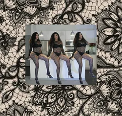 Escorts Columbus, Ohio Carmella Red•Dublin