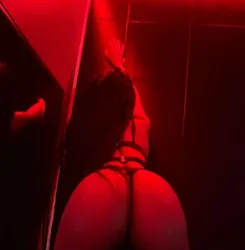 Escorts Ottawa, Ontario New in town Incall/outcall