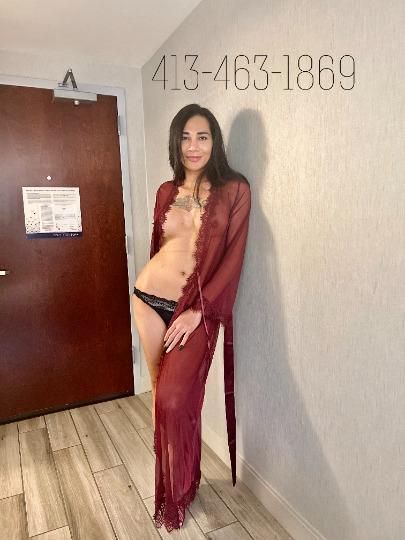 Escorts Lowell, Massachusetts im asian trans looking for clients