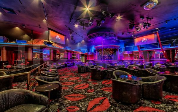 Strip Clubs Las Vegas, Nevada Centerfolds Cabaret