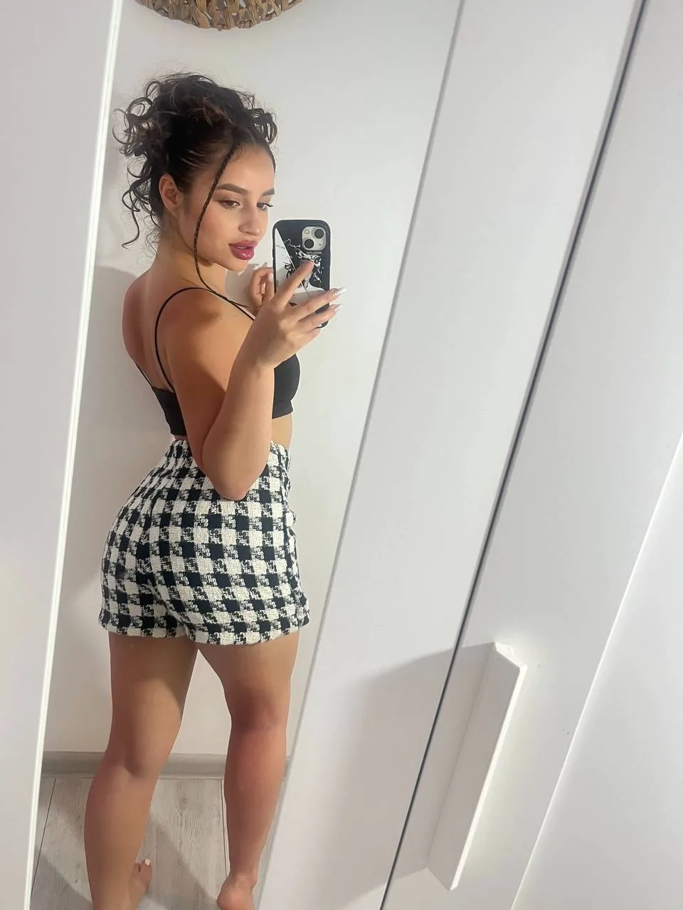 Thunder Bay, Female Escorts - 228-265-2109
