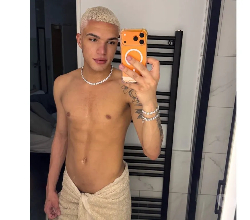 Escorts Northampton, England 🇧🇷ERICK BRAZILIAN🍆 XXL MASSIVE PARTY 🎉🇧🇷