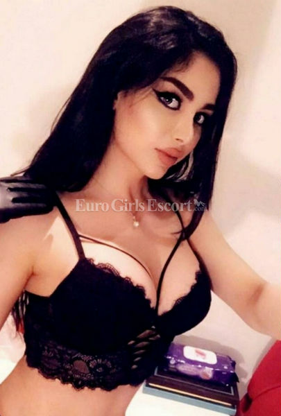 Escorts Doha, Qatar Badriya