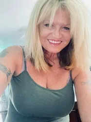 Body Rubs Los Angeles, California Heather Harlett