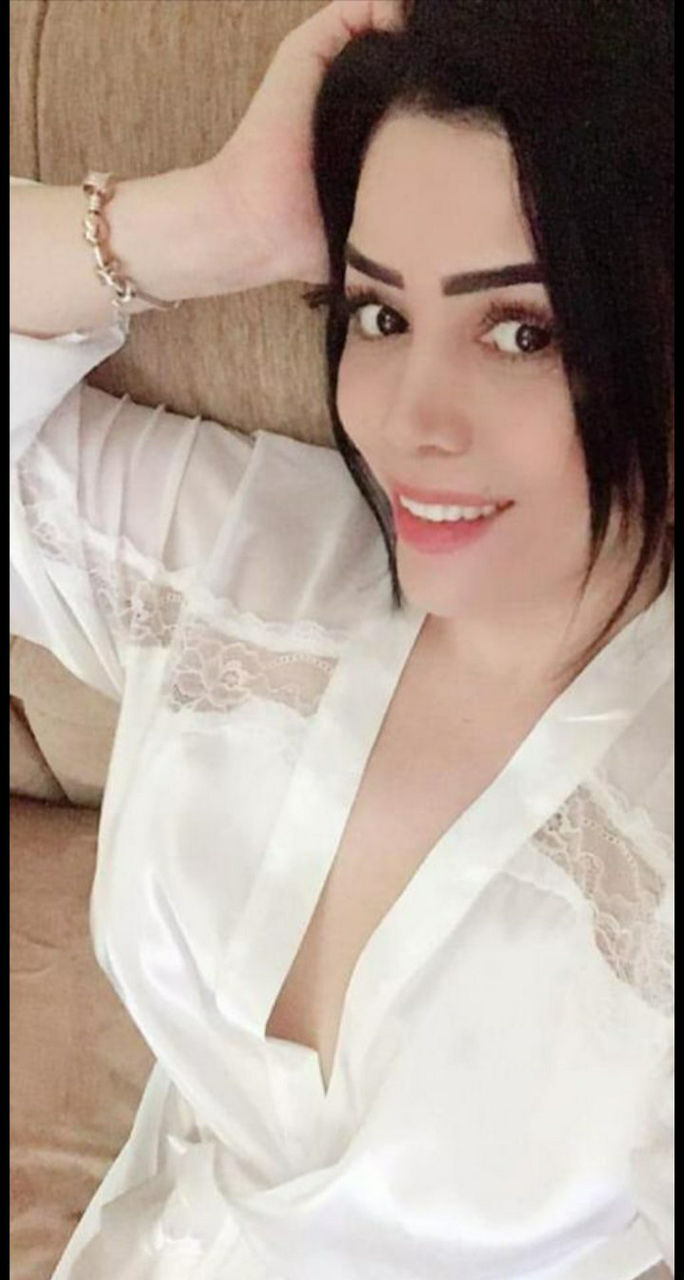 Escorts Dubai, United Arab Emirates Jamulli Independent in Dubai