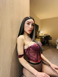 Escorts Guildford, England Thai Spicy