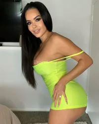 Escorts Saudi Arabia lucinda