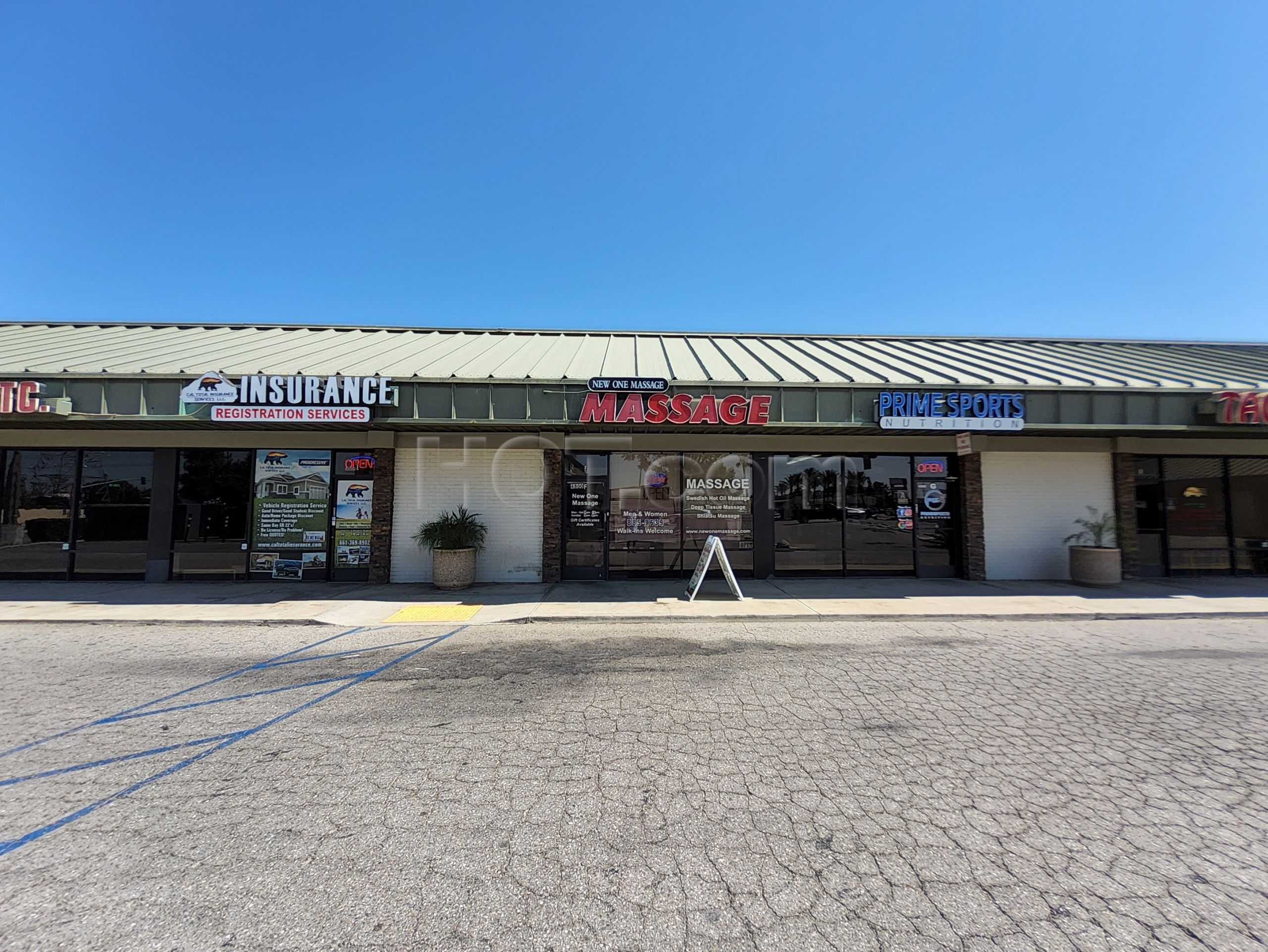 Bakersfield, California New One Massage & Salon