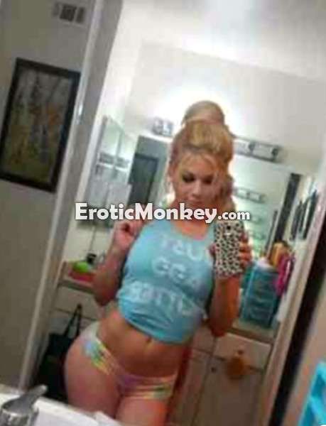 Escorts Raleigh, North Carolina Carly