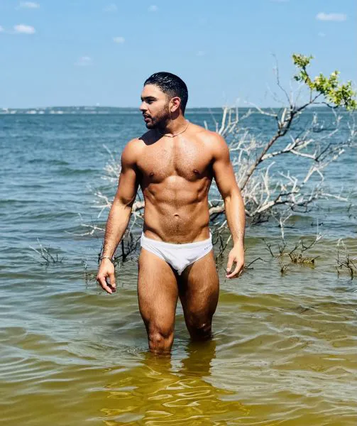 Escorts Lewisville, Texas Gomeloj