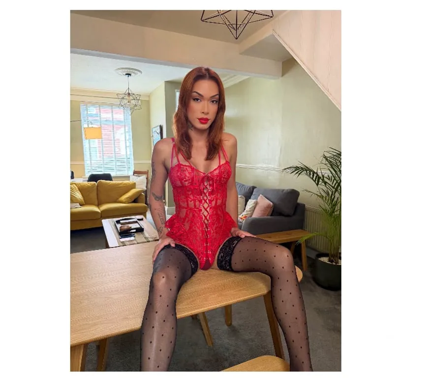 Escorts Bedford, England Bia 🔥🔥🍆Top and Bottom🍑🔥🔥