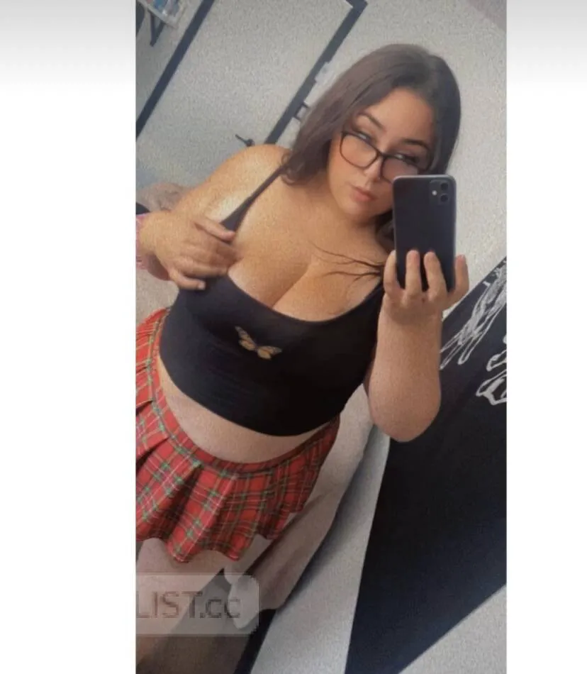 Escorts Laval, Quebec Latina bbw soumise