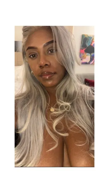 Escorts Queens, New York Play with Staci