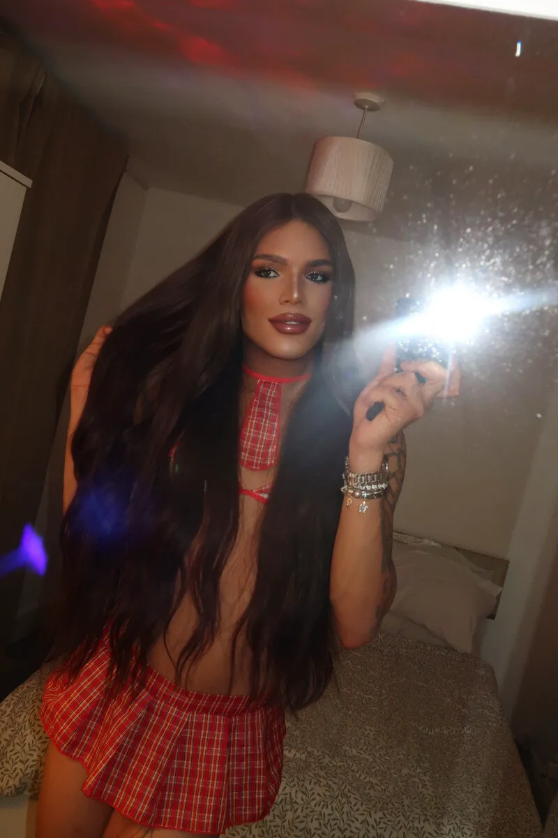 Escorts London, England Isabella Hot